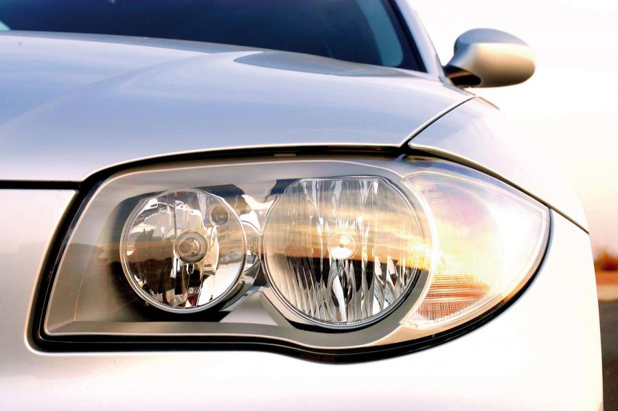 Детали экстерьера BMW 120i 5-Door (E87) 2004 года  (ZA) (фото 13 из 19)